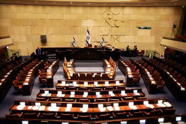 Parlamento israelense durante o recesso: país deve ter quinta eleição em três anos