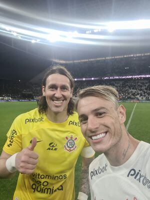 Herói contra o Remo, Cássio se torna goleiro com mais pênaltis defendidos  na história do Corinthians