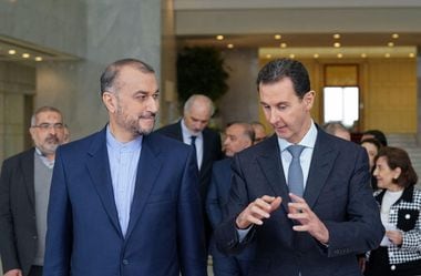 O ministro das Relações Exteriores do Irã, Hossein Amir-Abdollahian, se reúne com o presidente sírio, Bashar Assad, em Damasco; futuro do presidente sírio é ponto de divergência entre Teerã e Riad